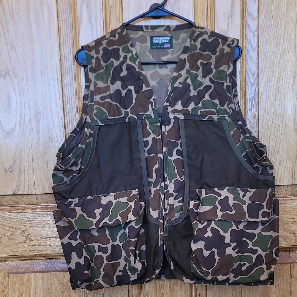 Sky Hawk Men's Camouflage Outdoor Vest